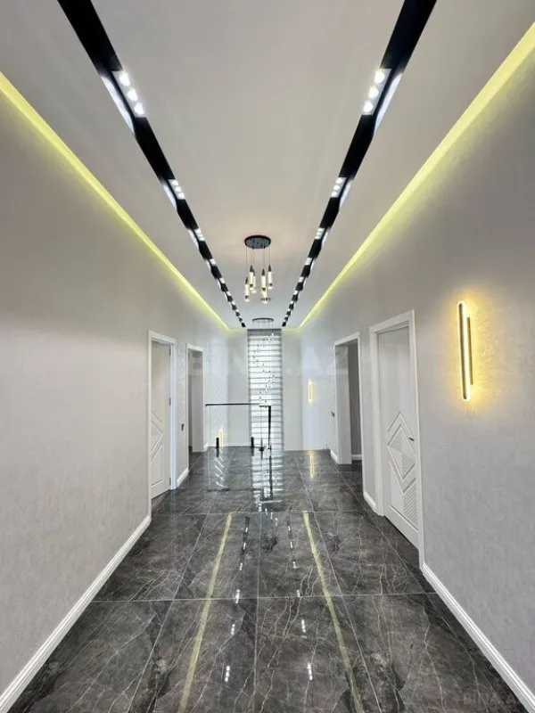 Satılır 6 otaqlı həyət evi 300 m²