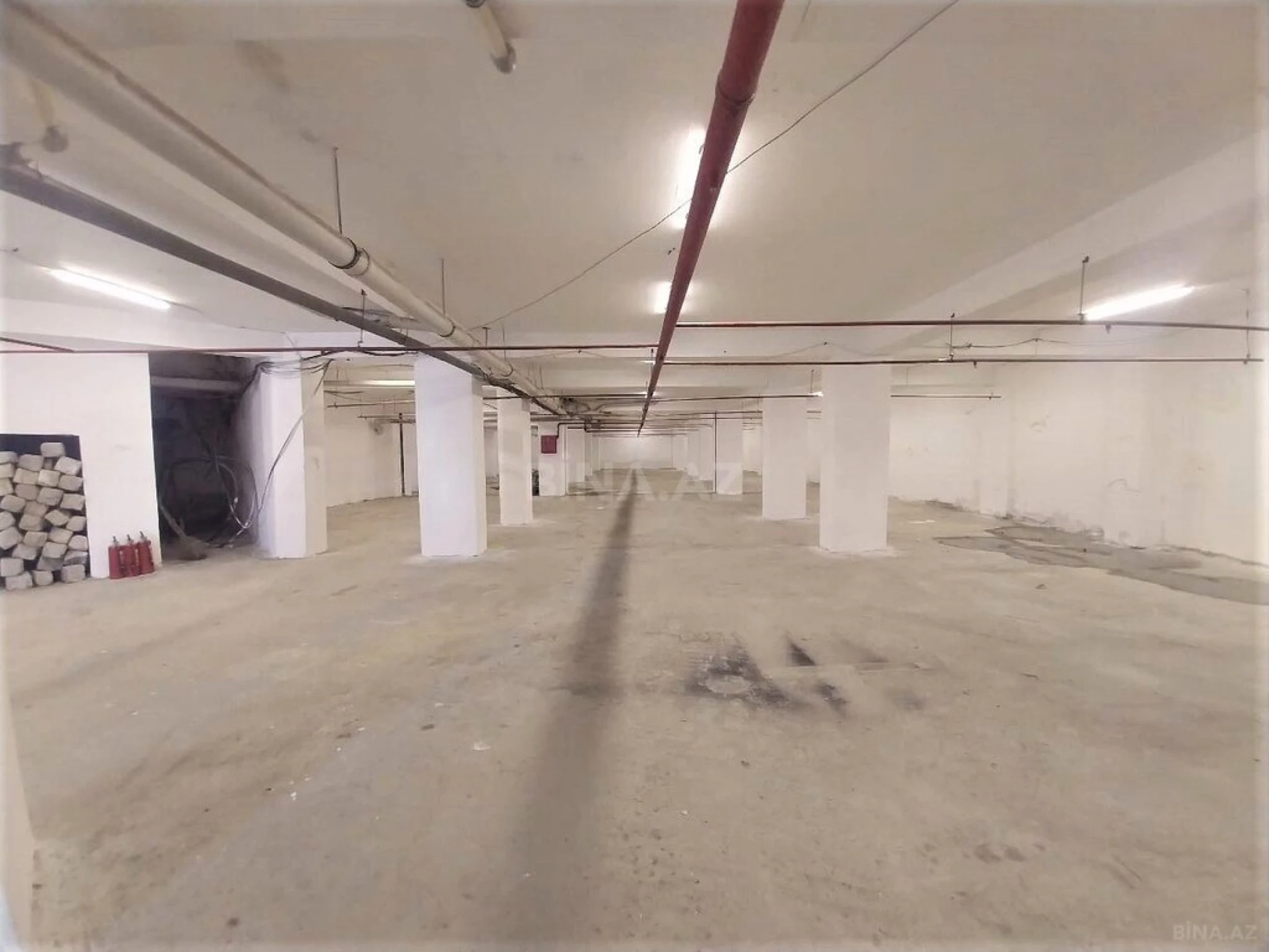 Kirayə verilir obyekt 855 m²