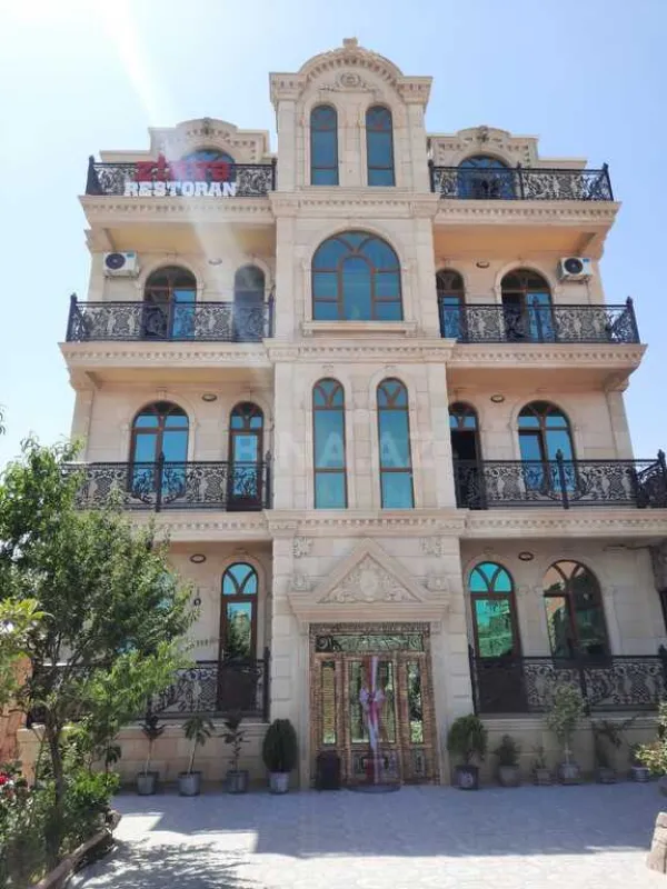 Satılır obyekt 1000 m²