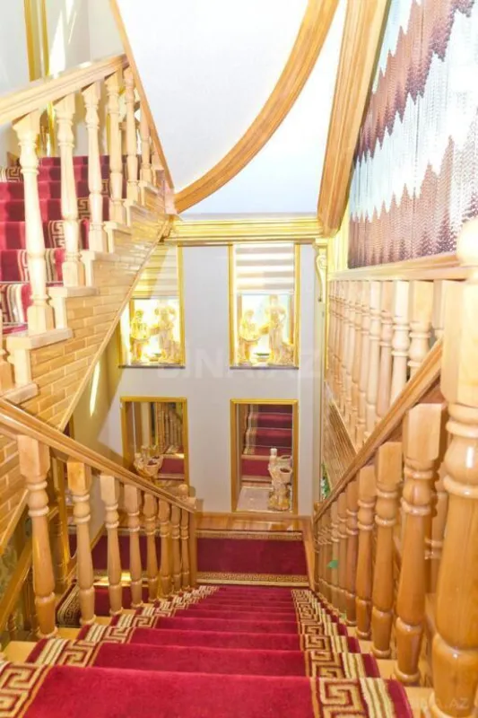 Satılır obyekt 1000 m²