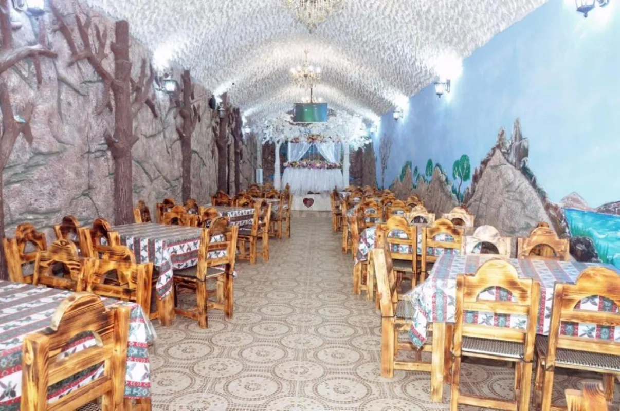 Satılır obyekt 1000 m²