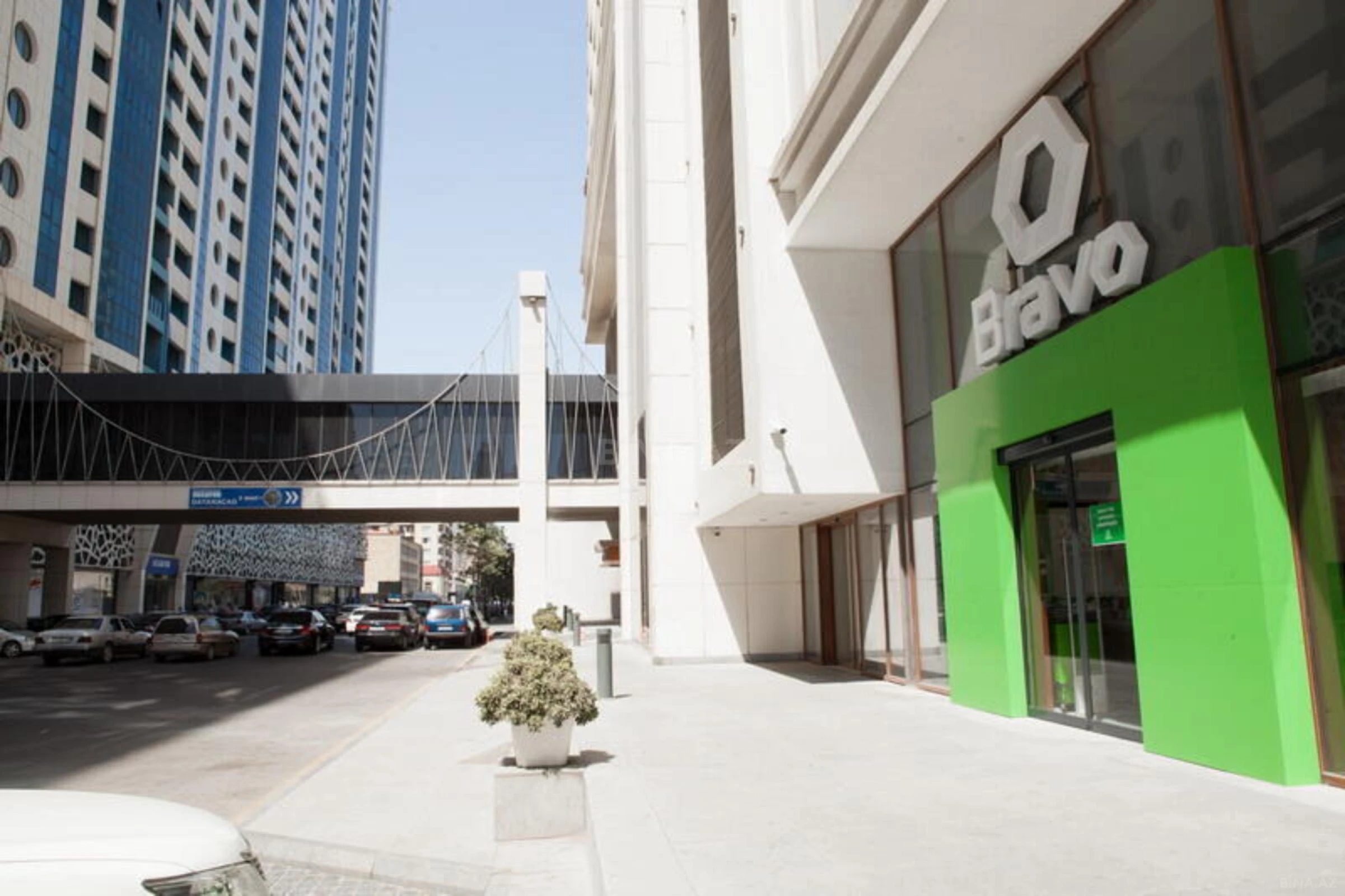 Satılır 3 otaqlı mənzil 113 m²