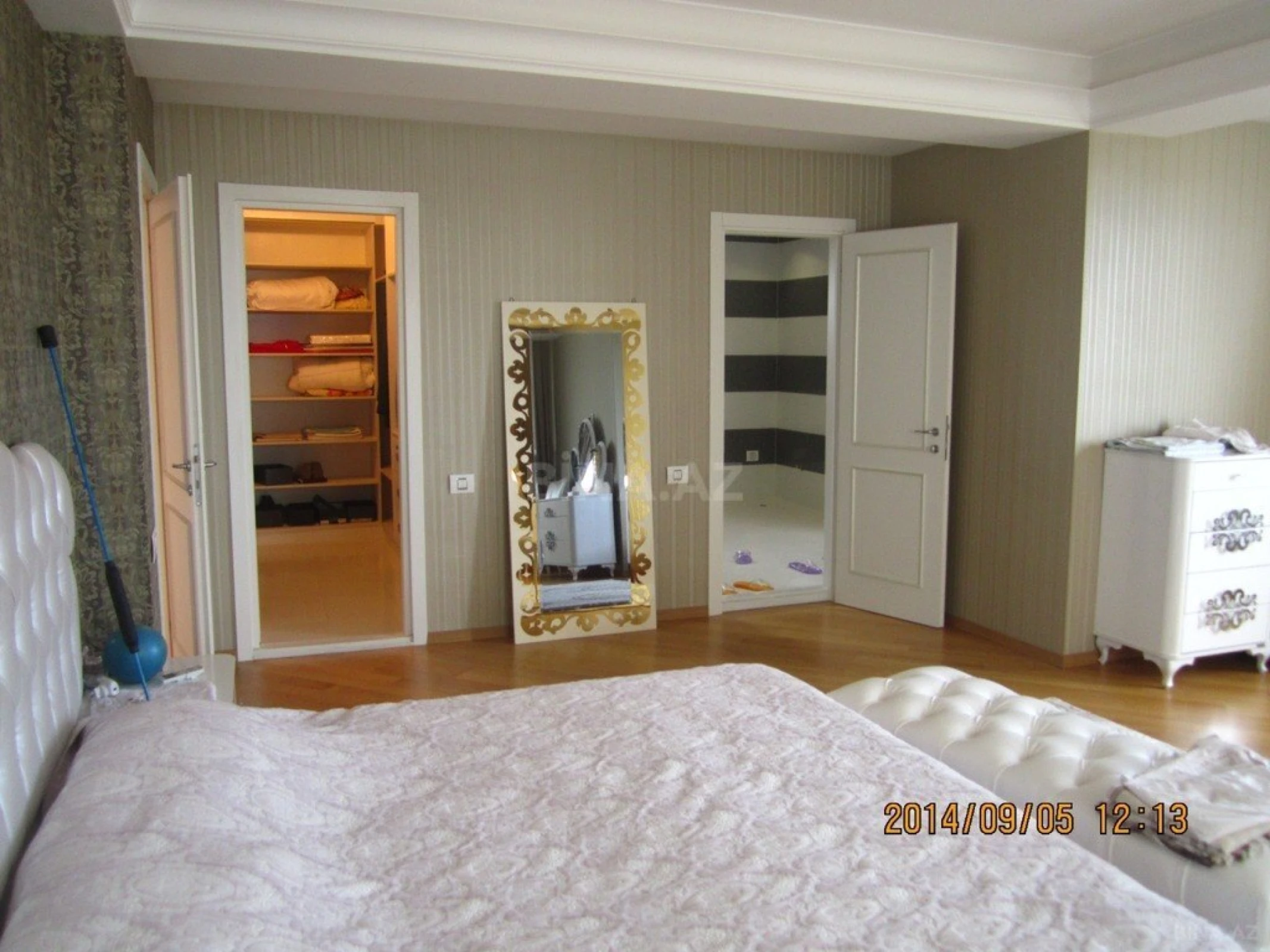 Satılır 8 otaqlı həyət evi 600 m²