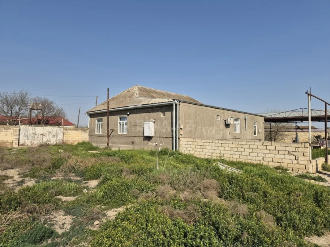 Satılır 3 otaqlı həyət evi 170 m²