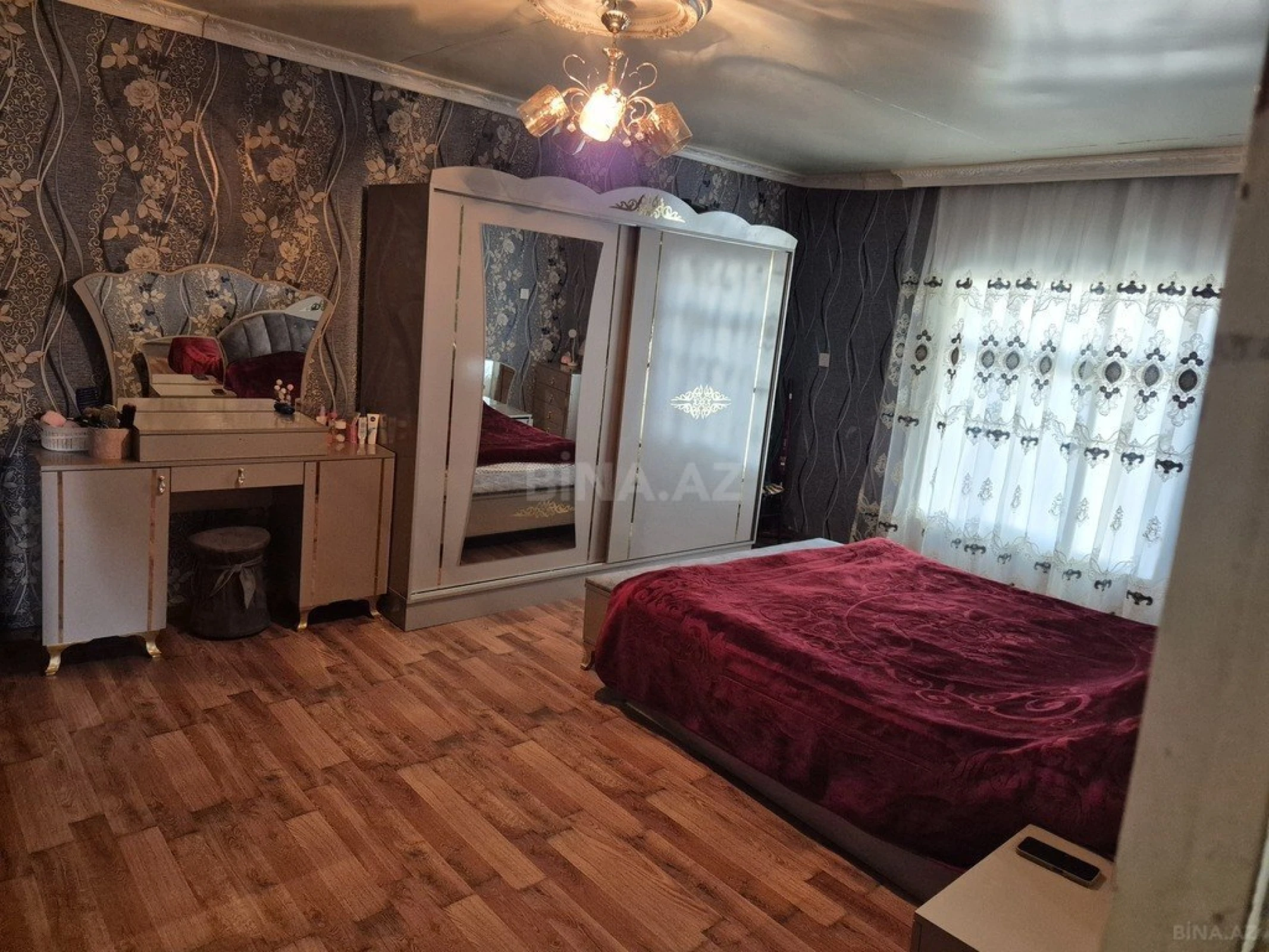 Satılır 3 otaqlı həyət evi 170 m²