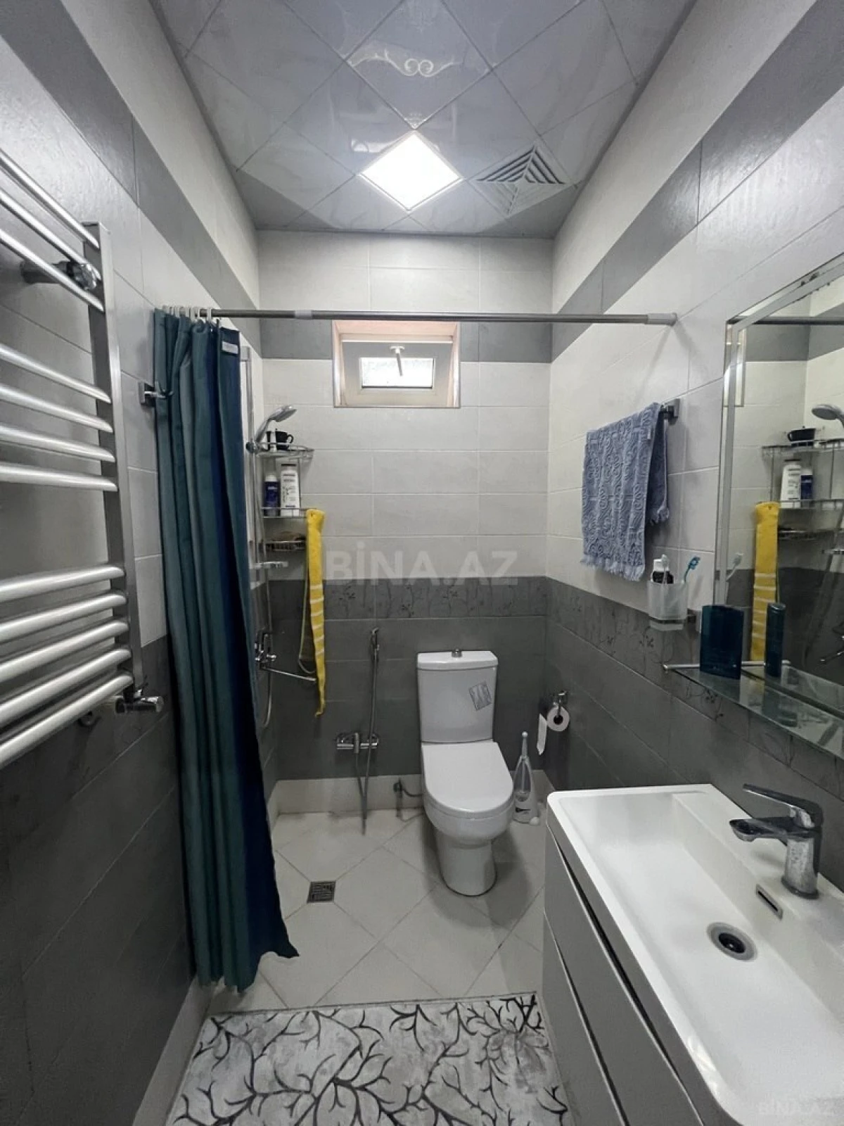 Satılır 5 otaqlı həyət evi 285 m²
