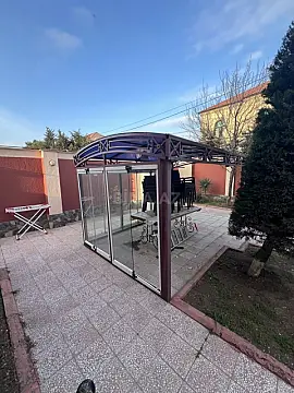 Satılır 5 otaqlı həyət evi 285 m²