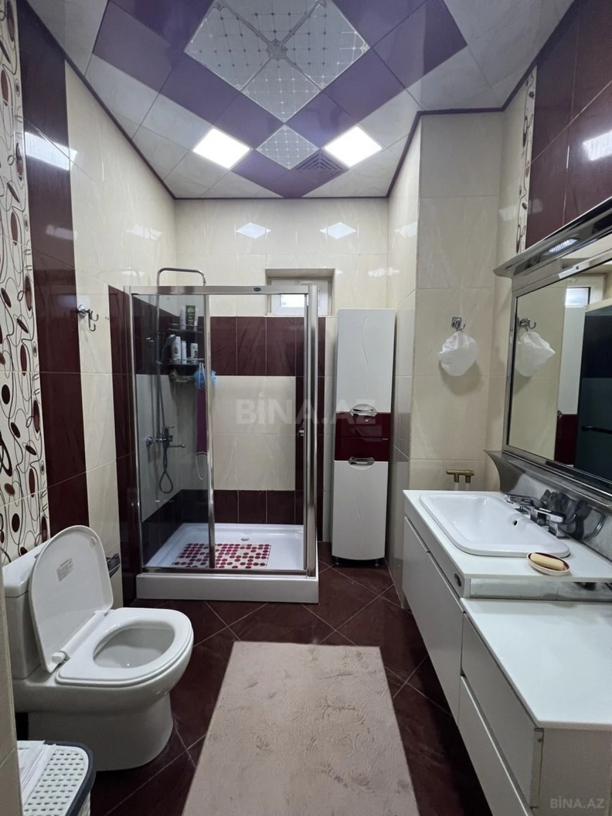 Satılır 5 otaqlı həyət evi 285 m²