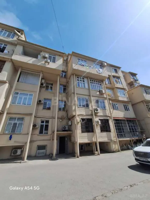 Satılır 3 otaqlı mənzil 80 m²