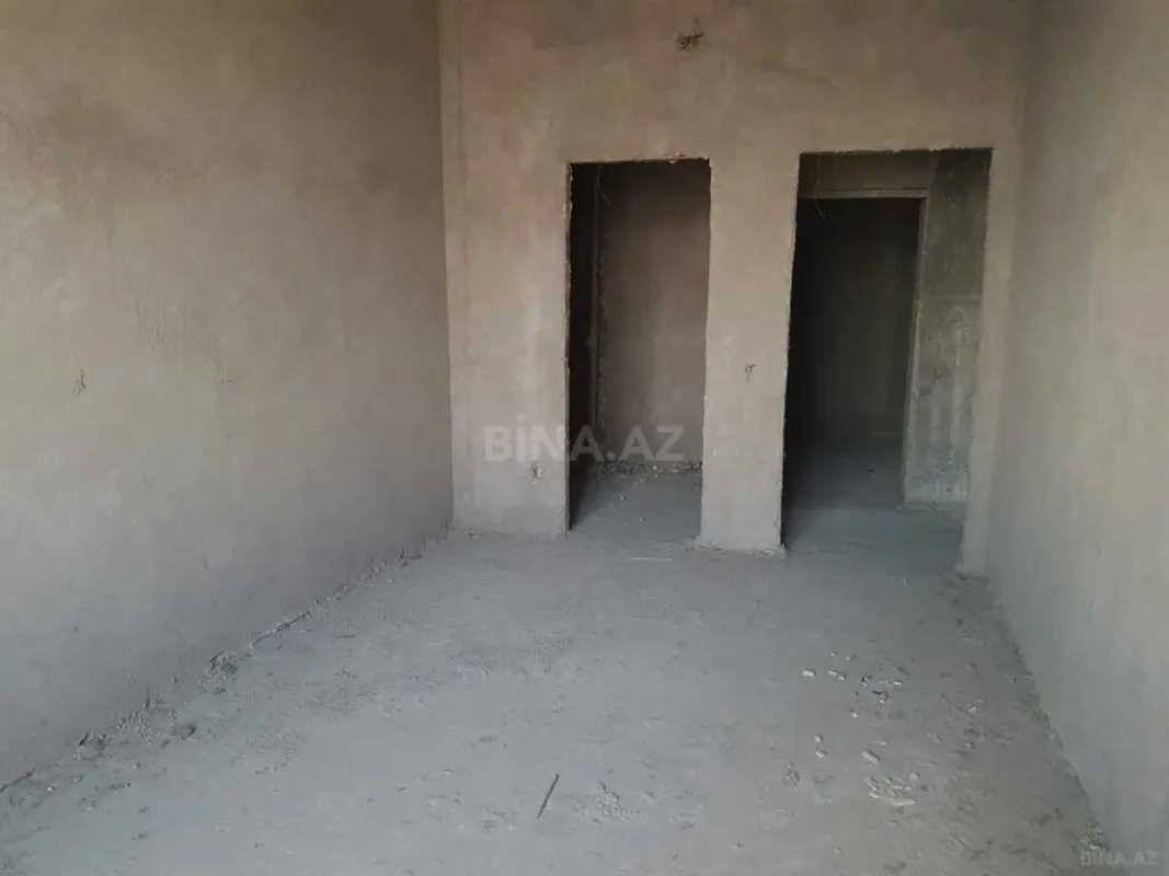 Satılır 4 otaqlı mənzil 224 m²