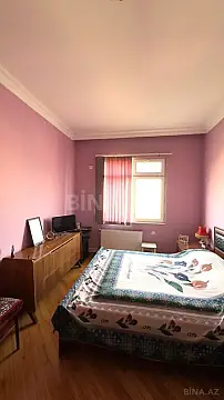 Satılır 4 otaqlı mənzil 145 m²