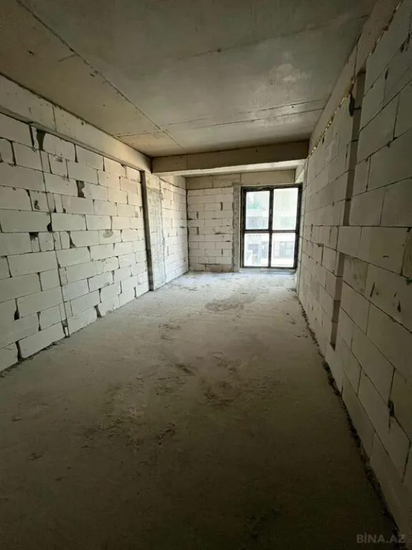 Satılır 2 otaqlı mənzil 96 m²