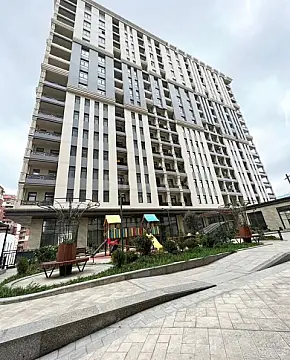 Satılır 2 otaqlı mənzil 93 m²