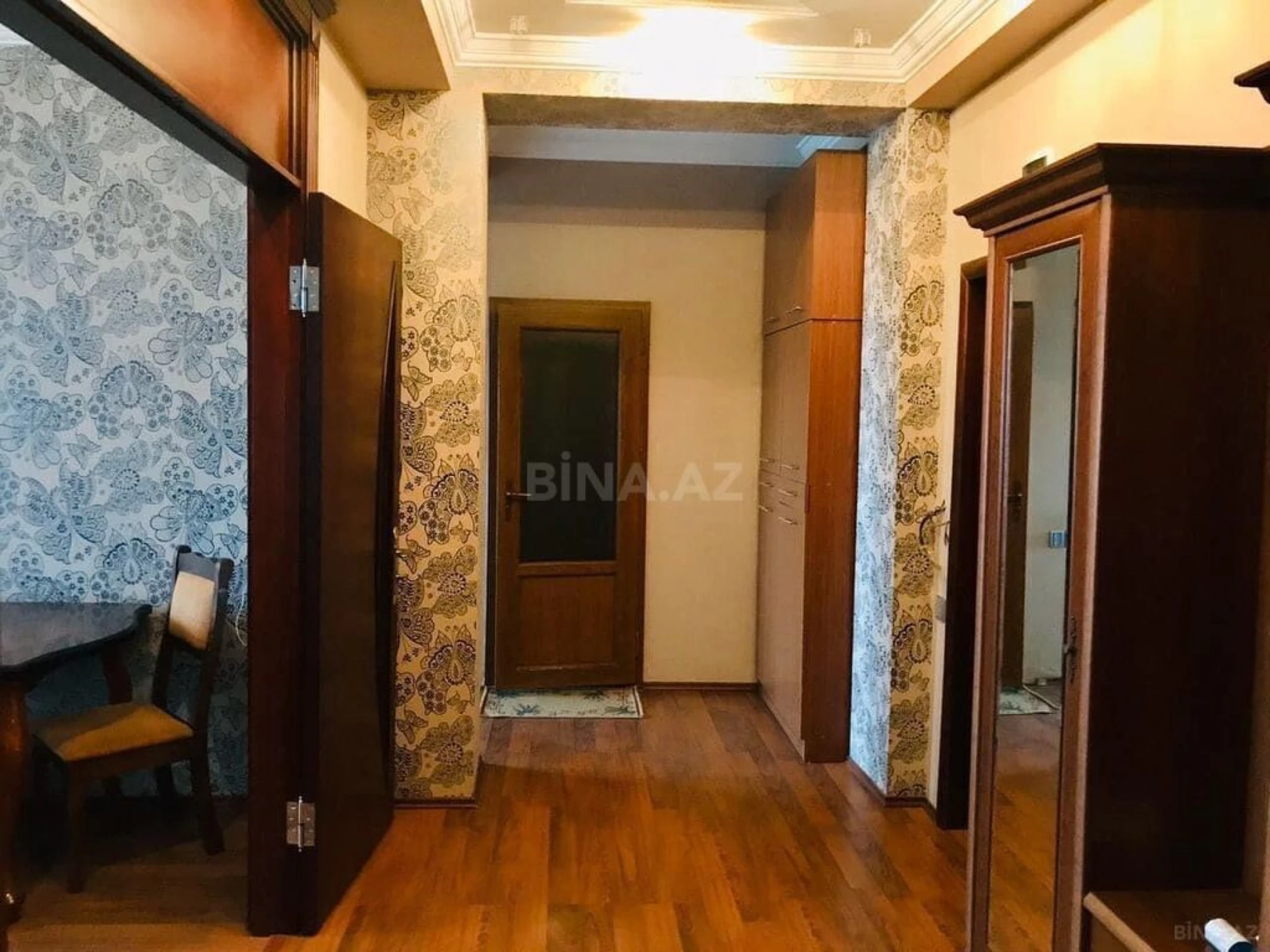 Kirayə verilir 3 otaqlı mənzil 93 m²
