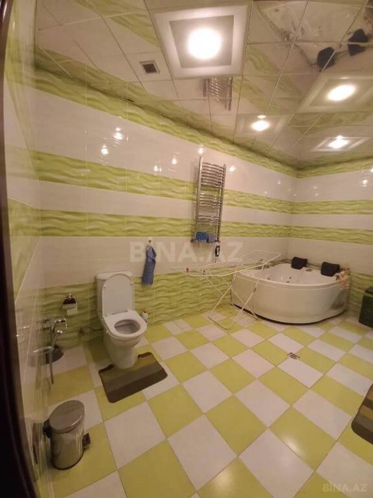 Satılır 4 otaqlı həyət evi 340 m²