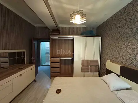 Satılır 2 otaqlı mənzil 82.7 m²