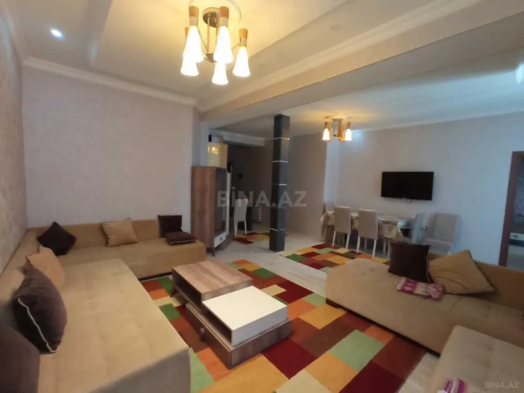 Satılır 2 otaqlı mənzil 82.7 m²