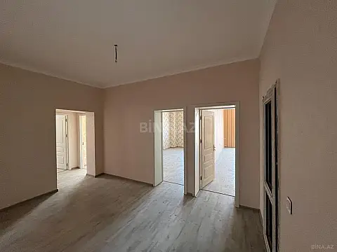 Satılır 3 otaqlı mənzil 155 m²