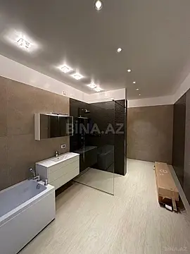 Satılır 8 otaqlı həyət evi 1400 m²