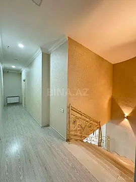 Satılır 4 otaqlı həyət evi 240 m²