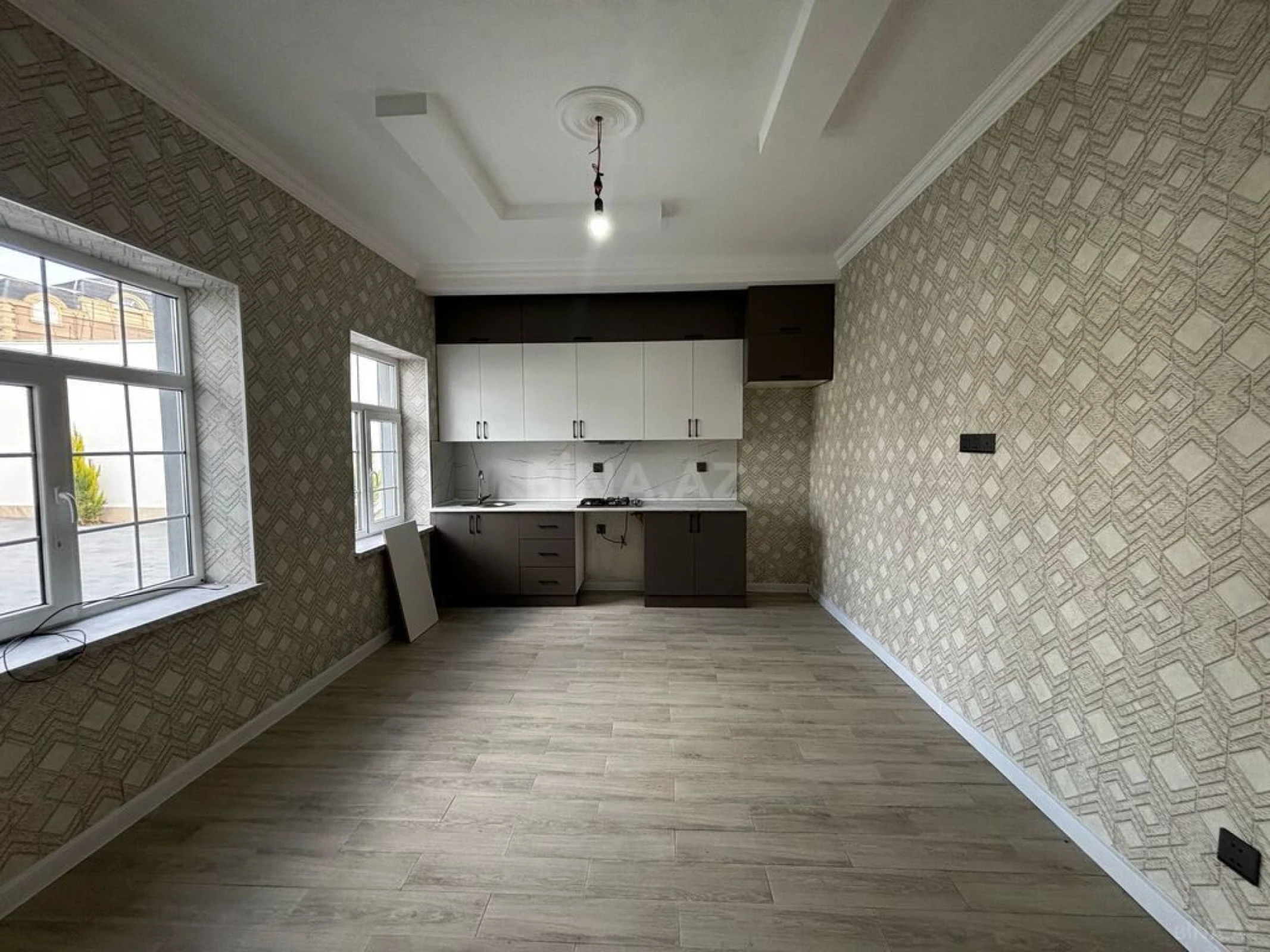 Satılır 4 otaqlı həyət evi 150 m²