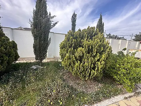 Satılır torpaq sahəsi 10 m²