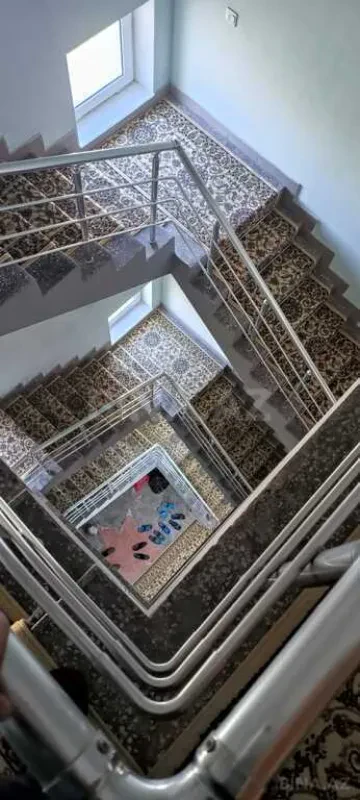 Satılır 18 otaqlı həyət evi 800 m²