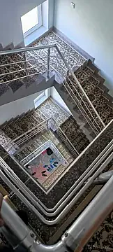 Satılır 18 otaqlı həyət evi 800 m²