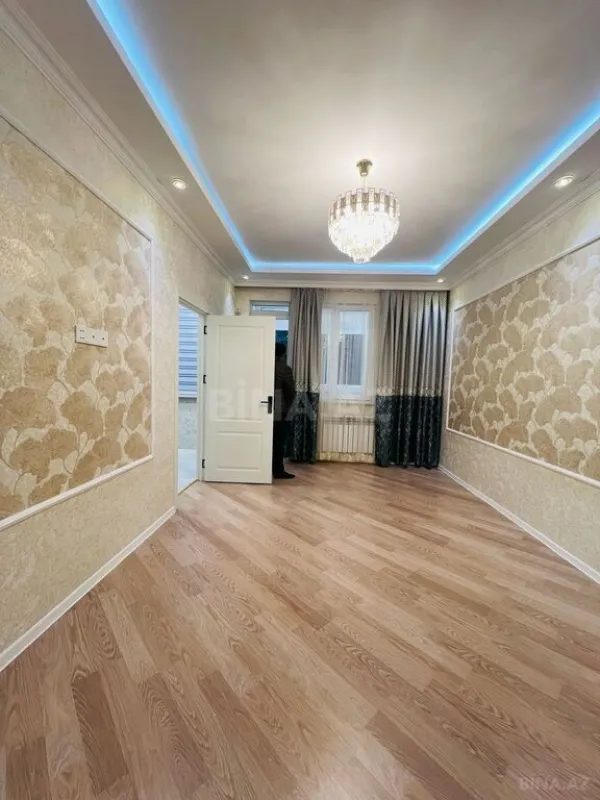 Satılır 2 otaqlı mənzil 60 m²