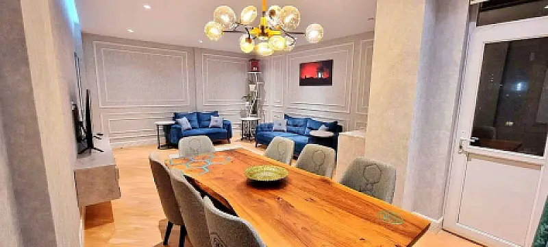 Satılır 3 otaqlı mənzil 120.5 m² — Bakı, İnşaatçılar 3 otaq 120.50 m²