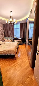 Satılır 3 otaqlı mənzil 120.5 m²