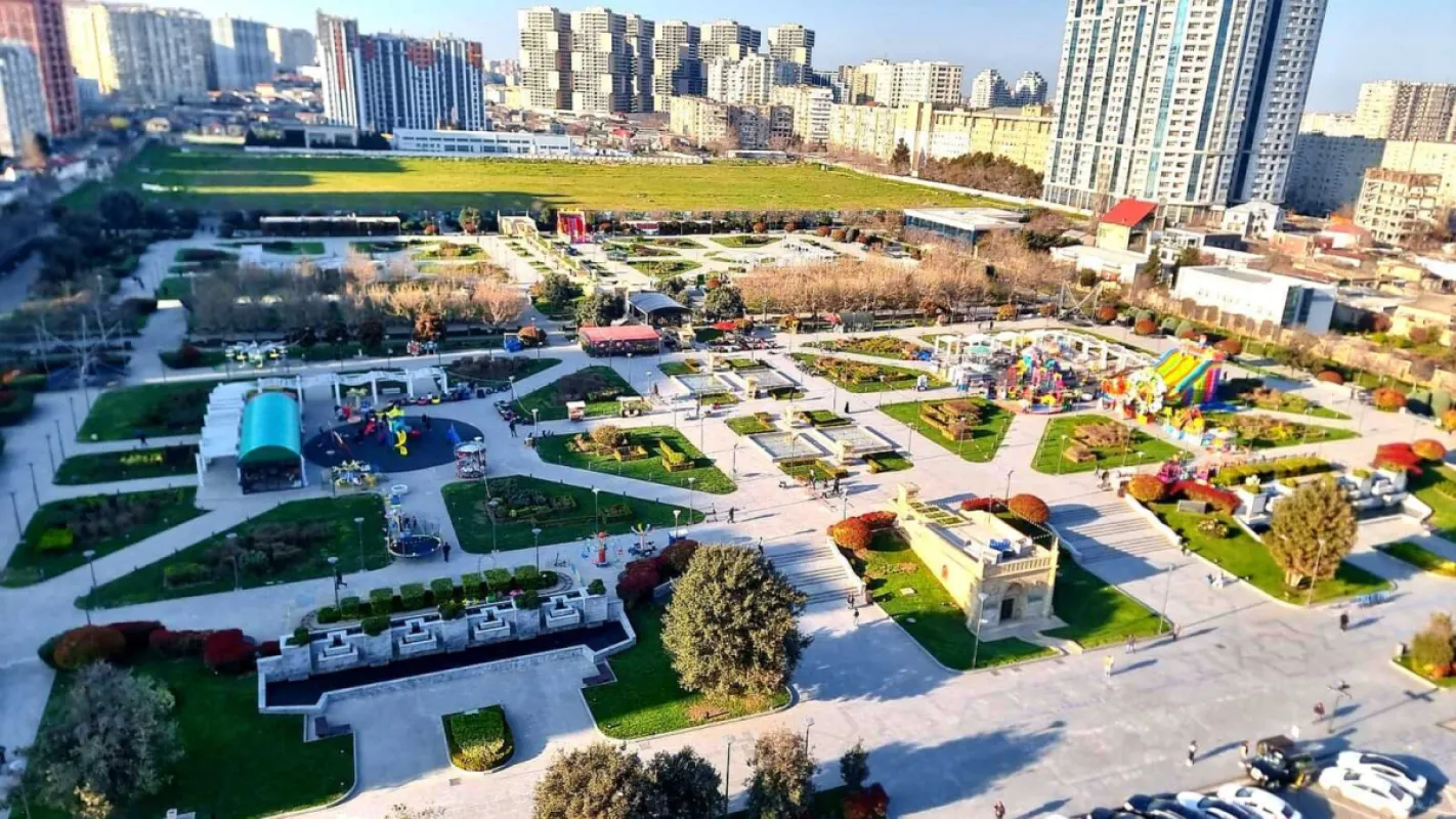 Satılır 3 otaqlı mənzil 120.5 m²