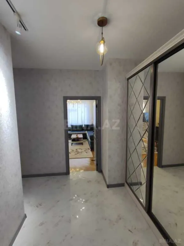 Satılır 3 otaqlı mənzil 97 m²