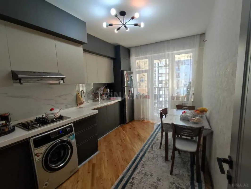 Satılır 3 otaqlı mənzil 97 m²