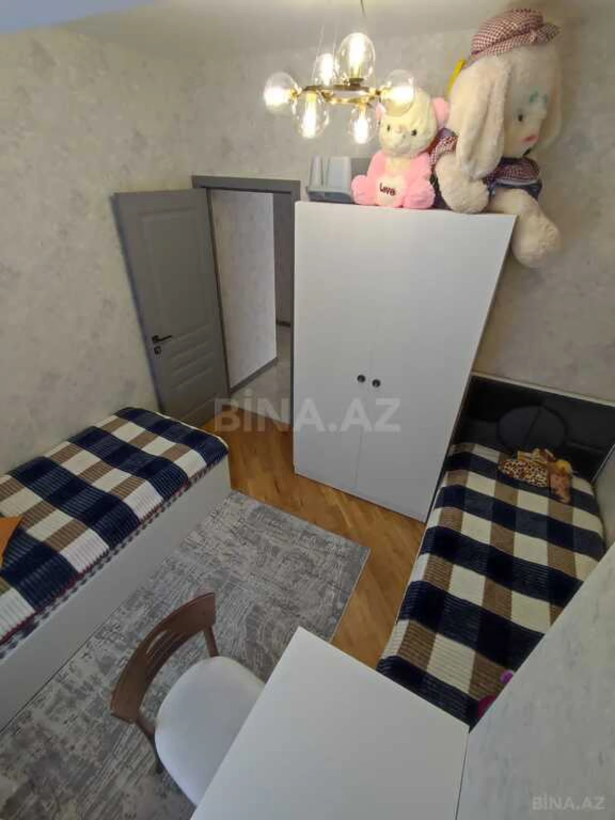 Satılır 3 otaqlı mənzil 97 m²