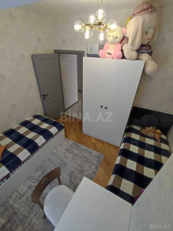 Satılır 3 otaqlı mənzil 97 m²