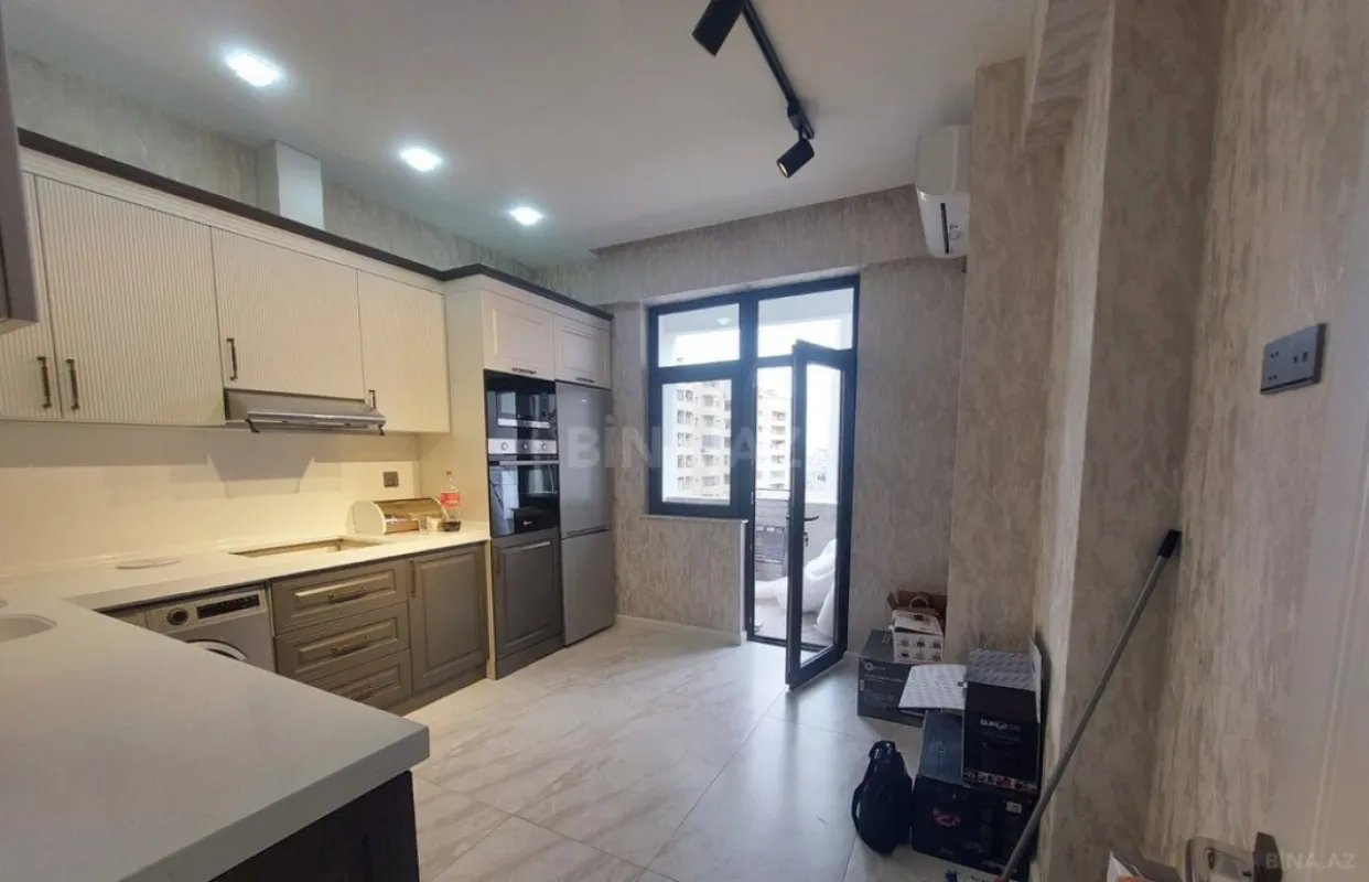 Satılır 2 otaqlı mənzil 95.5 m²