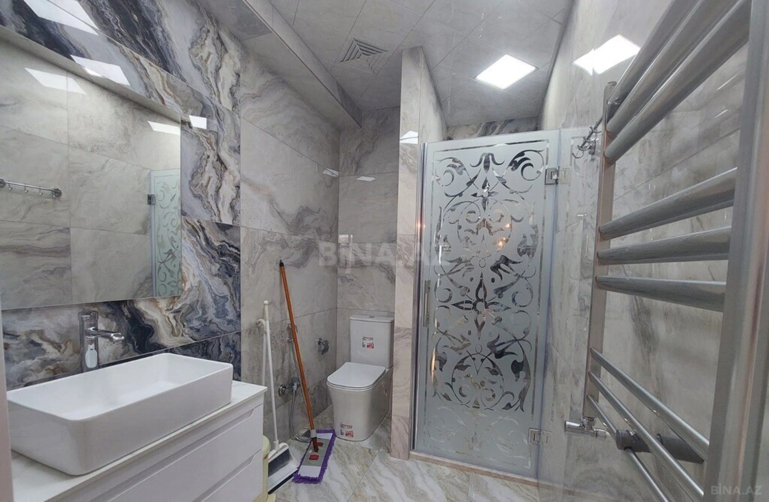 Satılır 2 otaqlı mənzil 95.5 m²