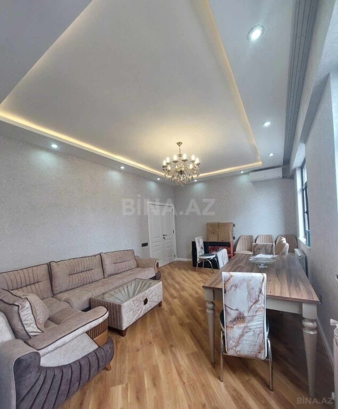 Satılır 2 otaqlı mənzil 95.5 m²