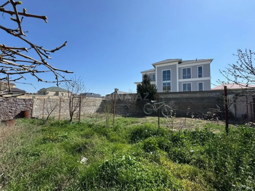 Satılır 7 otaqlı həyət evi 600 m²