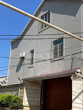 Satılır 5 otaqlı həyət evi 330 m²