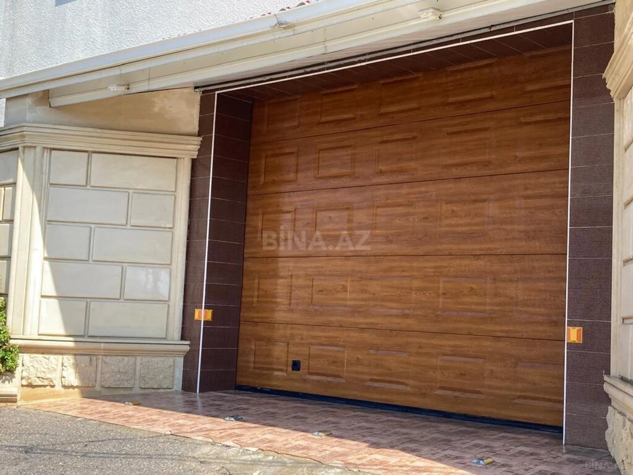 Satılır 5 otaqlı həyət evi 330 m²