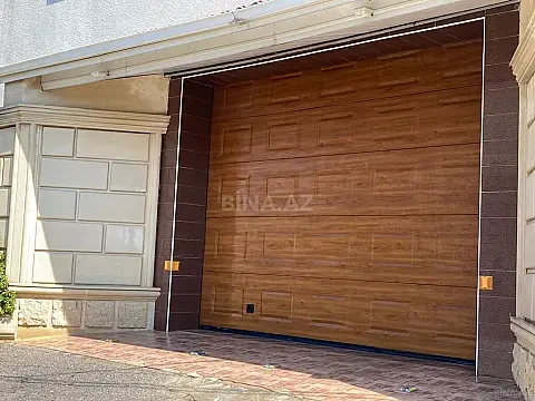Satılır 5 otaqlı həyət evi 330 m²