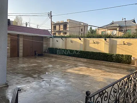 Satılır 5 otaqlı həyət evi 330 m²