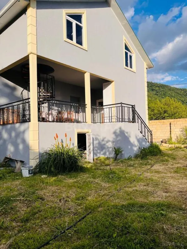 Kirayə verilir 4 otaqlı həyət evi 120 m²