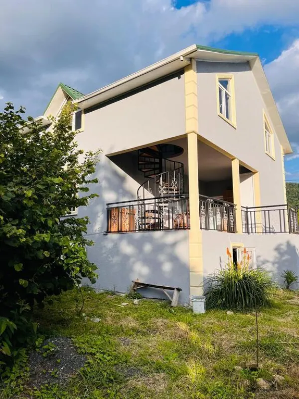 Kirayə verilir 4 otaqlı həyət evi 120 m²