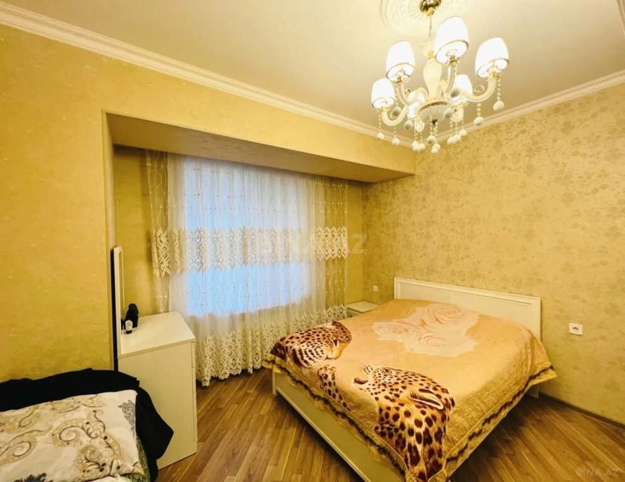 Satılır 3 otaqlı mənzil 95.4 m²