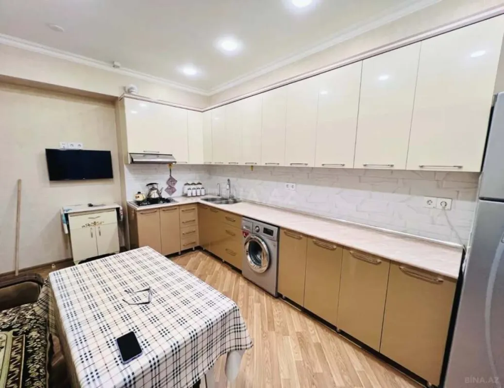 Satılır 3 otaqlı mənzil 95.4 m²