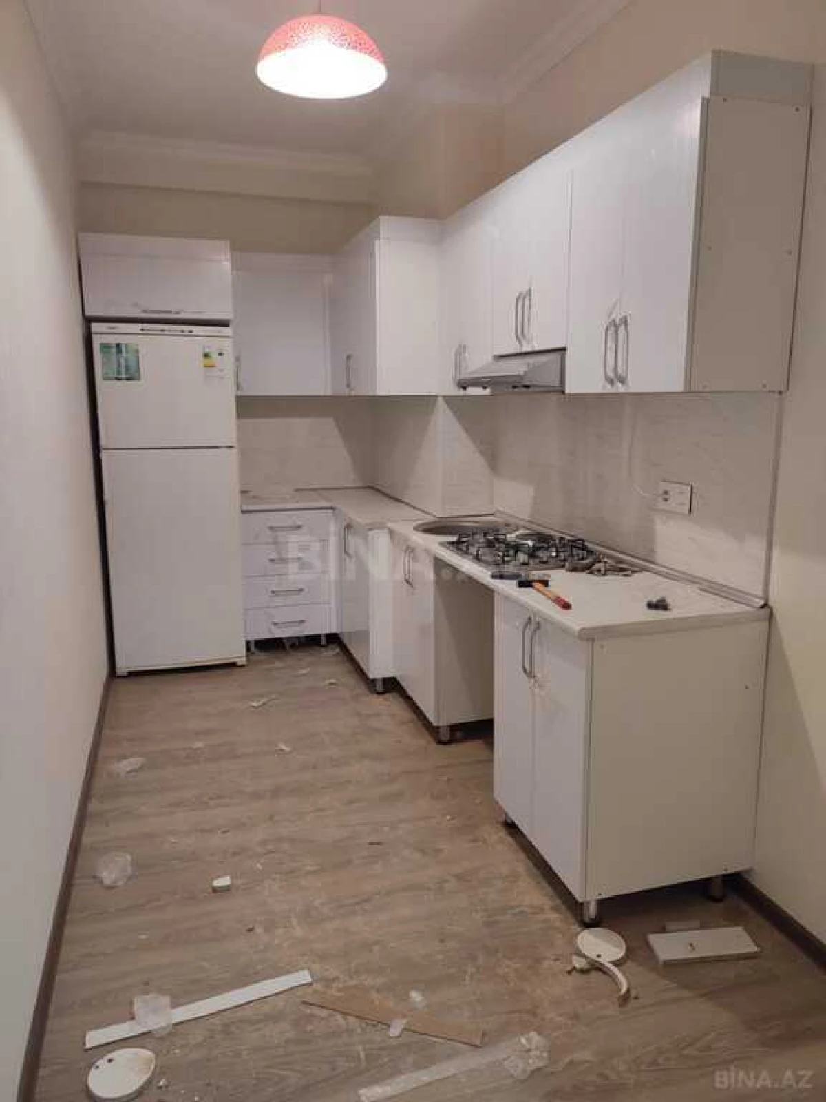 Satılır 2 otaqlı mənzil 70 m²