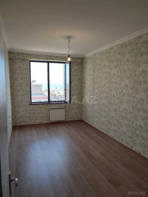 Satılır 2 otaqlı mənzil 70 m²